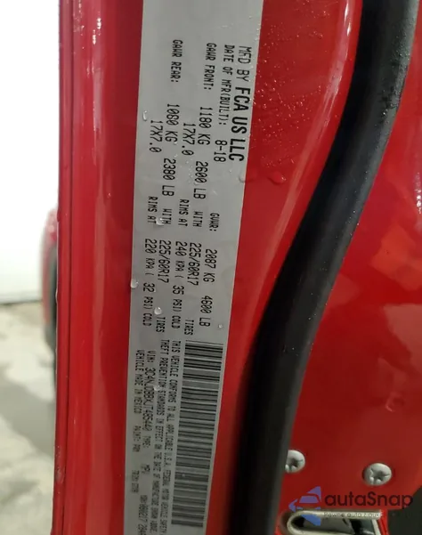 2018 Jeep Compass Latitude 4X4 z USA, uszkodzony, nr VIN 3C4NJDBBXJT485440